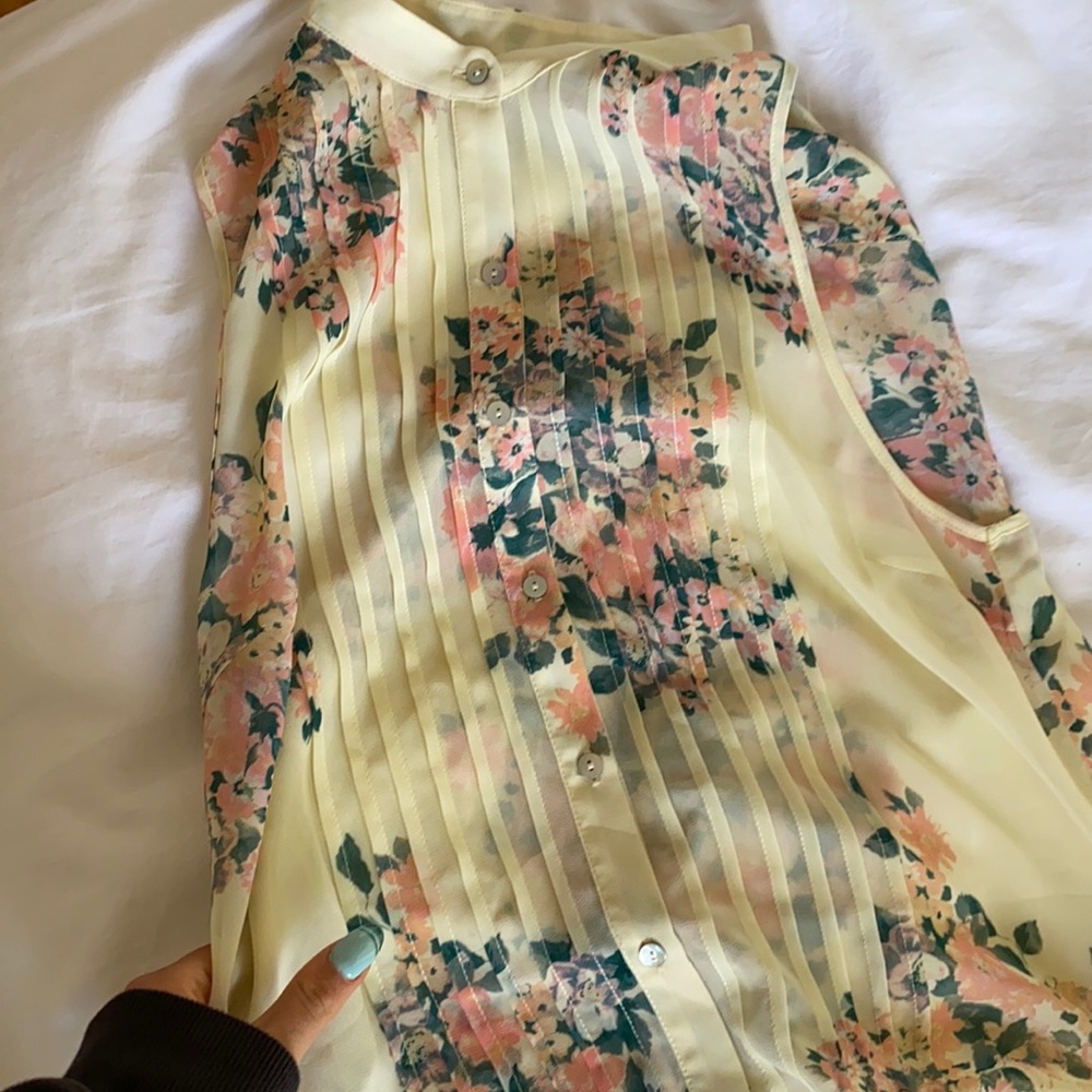 Forever 21 Women's Yellow and Pink Blouse